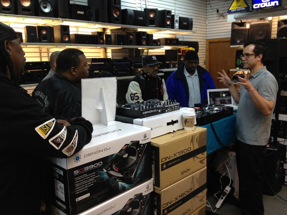 Denon DJ Spin Clinic