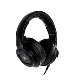 Mackie MC-250
